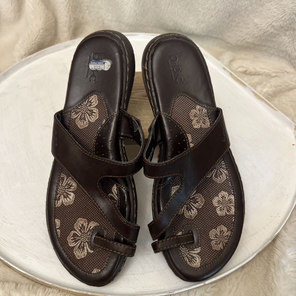 Born b.o.c. Women Brown Faux Leather Toe Loop Sandals Slide Comfort 8 BC6311